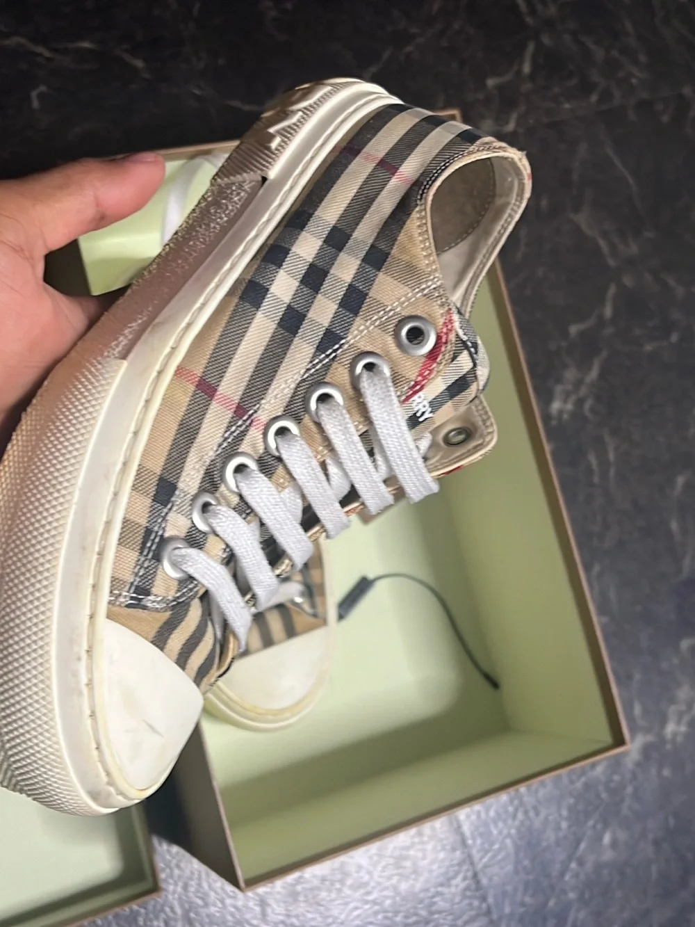 Burberry Beige Nova Check Low-Top Sneakers with White Laces